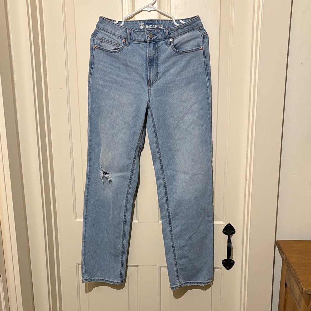 No Boundaries Light Blue Straight Leg Jeans